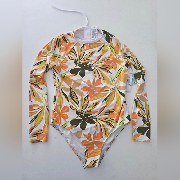 NWT Roxy Rashguard - Picture 1 of 6